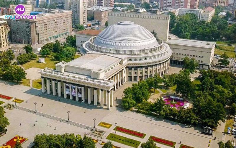 دانشگاه نووسیبریسک روسیه
