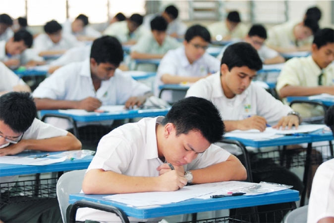 راهنمایی در مورد آزمون MUET Writing و نمونه سوال 2019